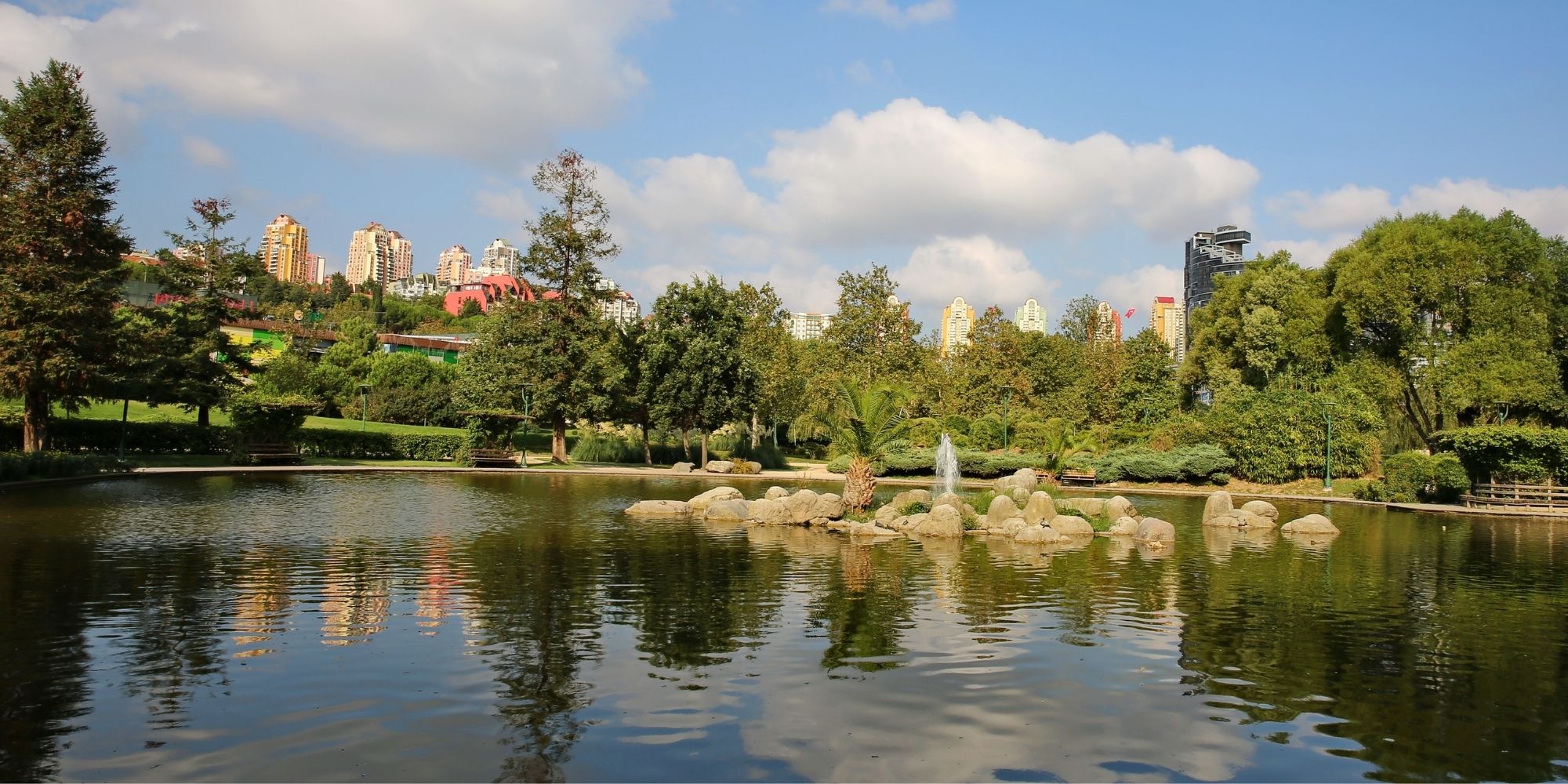 BAHÇEŞEHİR’DE YAŞAMAK